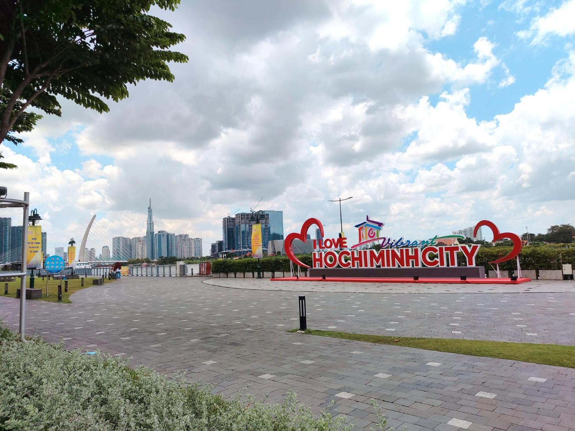 Linda Apartment-Icon56-District4-3Mins To Center Dtrc1- Infinity Pool- Awesome Rooftop Ho Chi Minh-stad Buitenkant foto